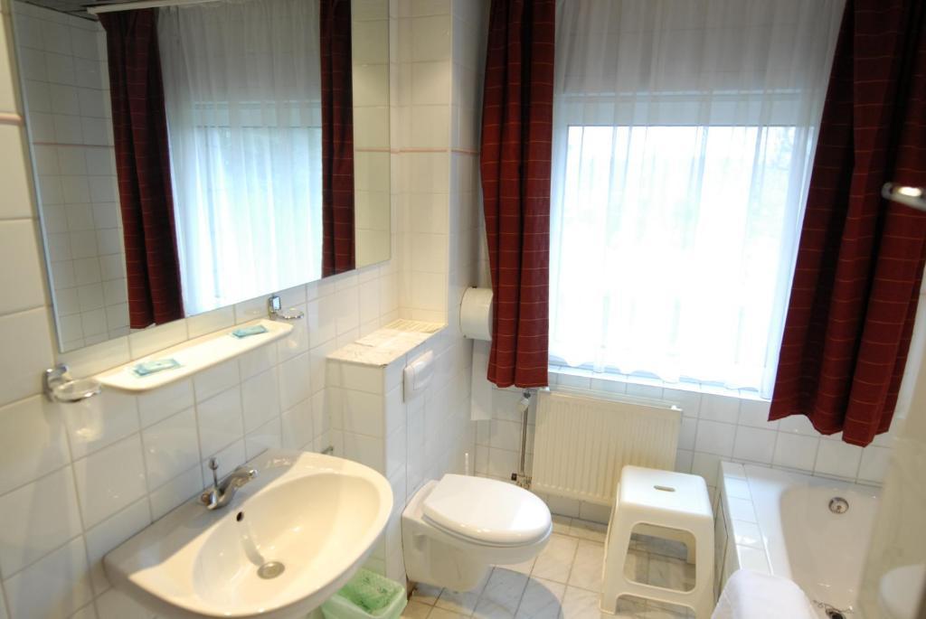 Hotel Le Joli Bois Waterloo Zimmer foto